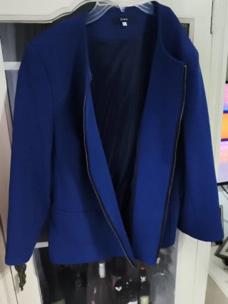 Chaqueta Festa azul con cremallera