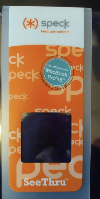 Funda Speck MacBook Pro 15 pulgadas morada