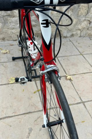 Bicicleta Carretera BH Talla XL Roja y blanca