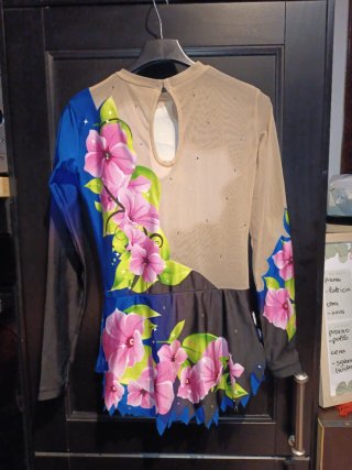 Body da ginnastica ritmica con fiori L-Xl