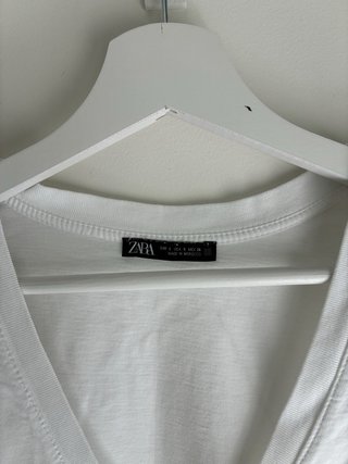 Camiseta hombreras