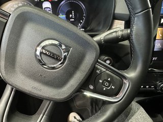 Volvo XC40 1.5 T4 211 INSCRIPTION EXPRESSION (2021)