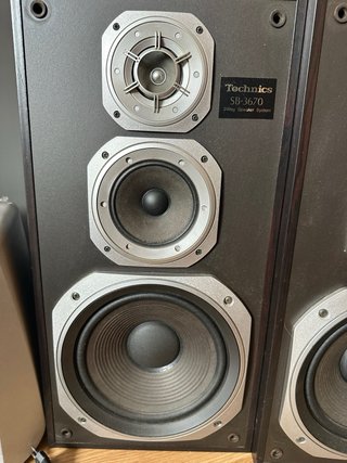 Altavoces Technics SB-3670