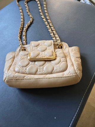 Bolso Uterqüe Piel Acolchado Beige Cadena Dorada