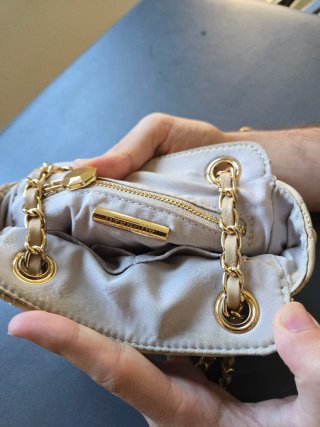 Bolso Uterqüe Piel Acolchado Beige Cadena Dorada