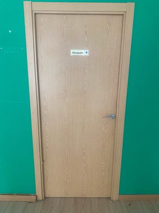Puertas , ventanas y placas de yeso.  639140032