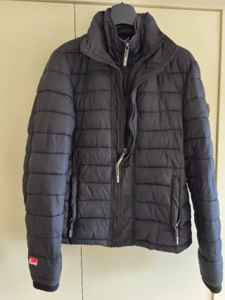 Anorak Superdry Talla S Negro