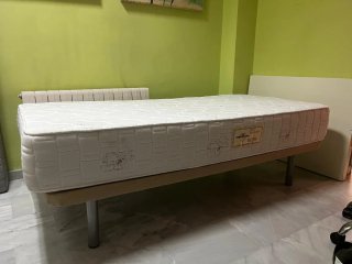 Base tapiflex y colchón 90x1.90m