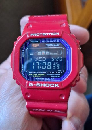 Casio G-Shock GWX5600C Reloj Digital Rojo
