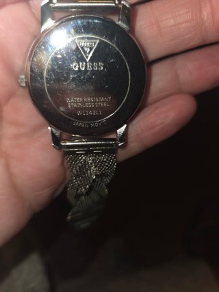 Reloj Guess Plateado