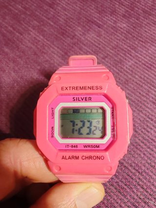 Lote 5 Relojes: digital,Oro, Rosa, lego