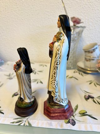 Figuras de Santa Teresita