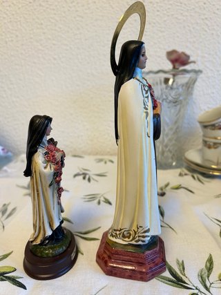 Figuras de Santa Teresita