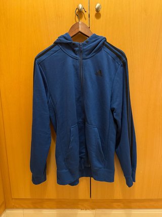Chaqueta Adidas con cremallera y capucha