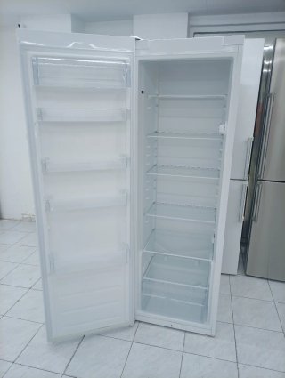 SÓLO NEVERA MARCA INDESIT