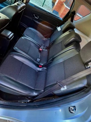 Renault Scenic 2012