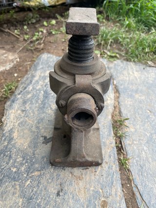 Gato mecánico antiguo