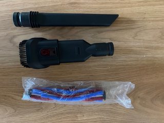 Aspiradora de mano con cargador