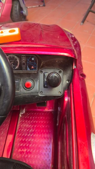 Coche Eléctrico 12V control remoto