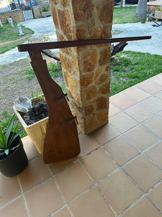 Timón antiguo  embarcación vela ligera.