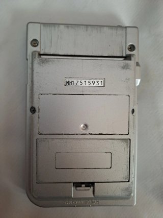 Game Boy Pocket plateada (funciona perfectamente)