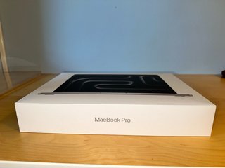 MacBook Pro M5 2026 Plata/Gris Espacial