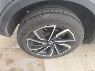 MG ZS 1.0 100 1.0T-GDI LUXURY (2022)