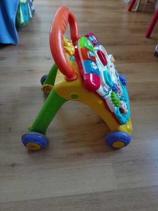 Andador bebé VTech con actividades