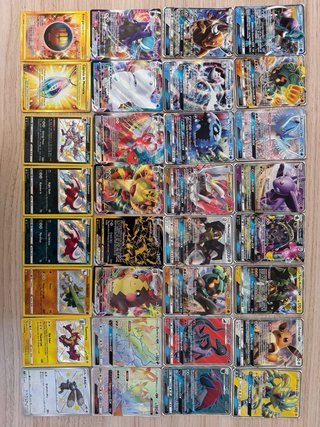 Collezione carte Pokémon: Scatola Elite Trainer, Lattine