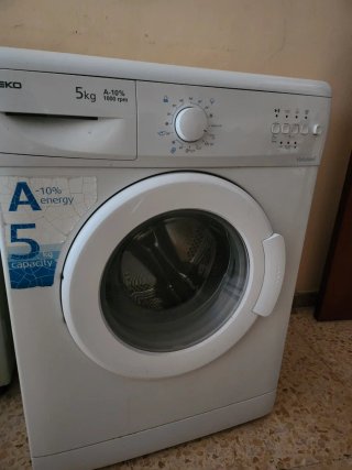 Lavadora Beko 5kg A-10% 1000 rpm