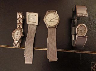 Lote 4 relojes de pulsera