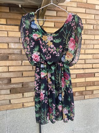 Vestido corto de flores NUEVO