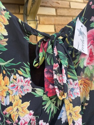 Vestido corto de flores NUEVO