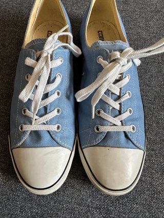 Converse Light Ox Trainers • Carolina Blue • 41