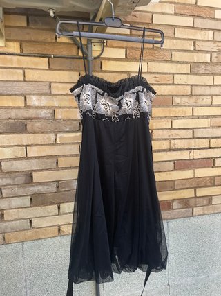 Vestido de invitada NUEVO negro con falda globo