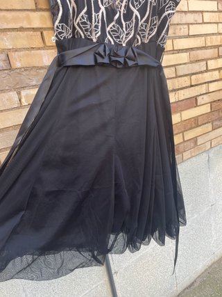 Vestido de invitada NUEVO negro con falda globo
