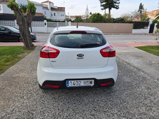 KIA Rio 2013 CON 1 AÑO DE GARANTIA