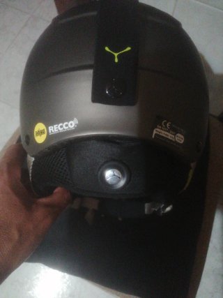Casco CEBE negro y amarillo