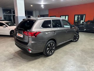 Mitsubishi OUTLANDER 2.0 KATITKI PHEV (2018)