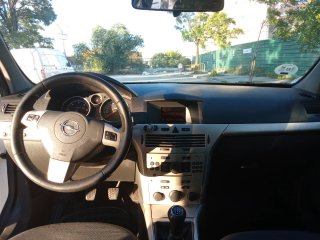 Opel Astra 2007