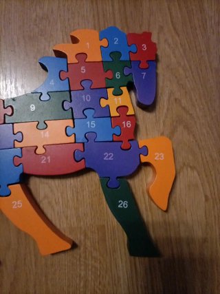 Puzzle Madera Caballos Letras ABC... números 1-26
