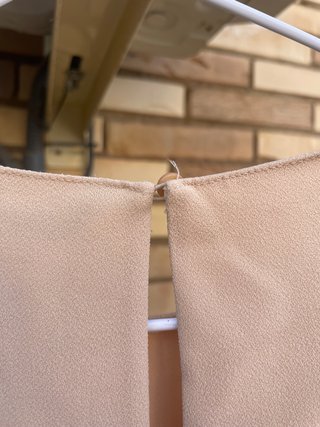 Blusa beige NUEVA traje de Zara