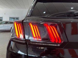 Peugeot 3008 1.6 PureTech Hybrid 225 Allure (2023)