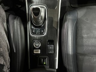 Mitsubishi OUTLANDER 2.0 KATITKI PHEV (2018)