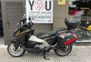 Honda Integra 750 DCT Maxi Scooter Negra/Burdeos