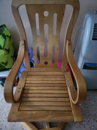 Sillón y Mecedora de Madera