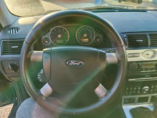 Ford Mondeo 2004