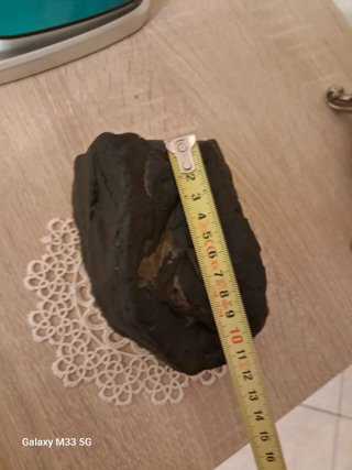 Collezione minerali. Mantello inferiore