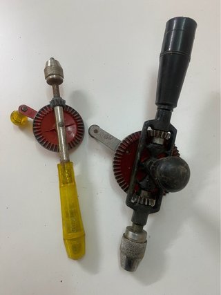 Lote 2 taladros de manivela antiguos