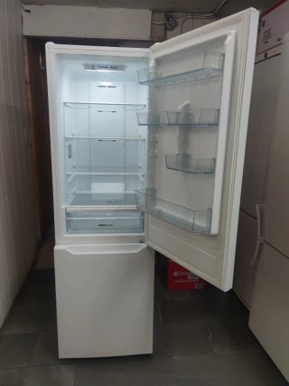 Nevera Teka combi clase A+ 188x60cm con envío